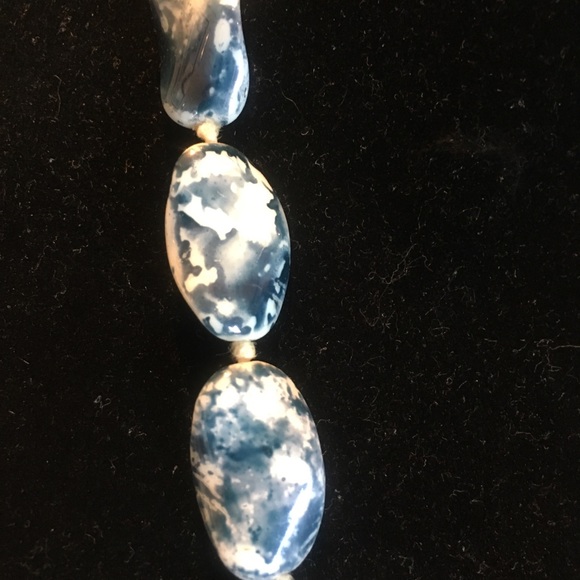 Necklace - Picture 2 of 3